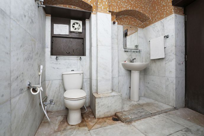 Imagen de la habitación del Hotel OYO 24073 Hari Darshan. Foto 14