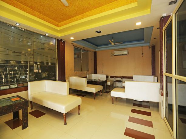 Imagen de los interiores del Hotel OYO 24097 Gangotri. Foto 16
