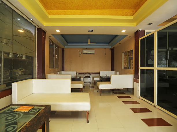 Imagen de los interiores del Hotel OYO 24097 Gangotri. Foto 18