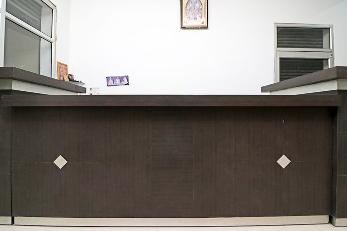 Imagen de los interiores del Hotel OYO 24199 Ojus Tower. Foto 17