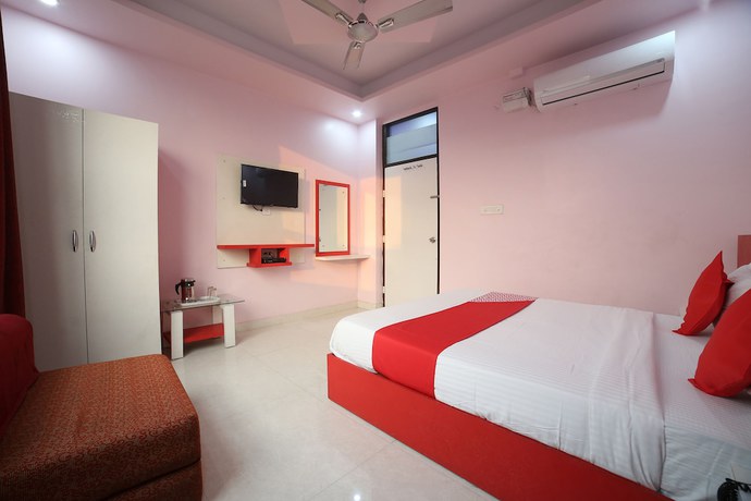 Imagen de la habitación del Hotel OYO 24220 HOTEL JAI AMBAY INTERNATIONAL. Foto 8