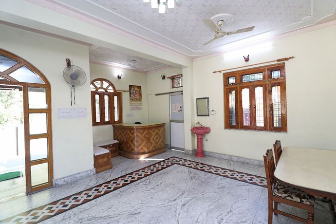 Imagen de los interiores del Hotel OYO 24319 Geetanjali Resort. Foto 18