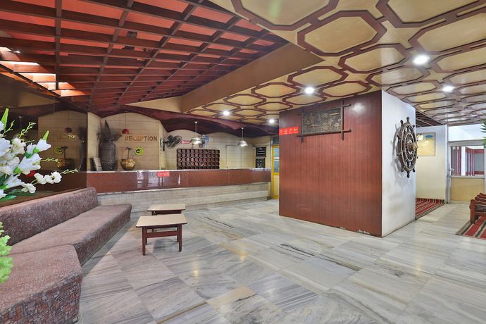 Imagen de los interiores del Hotel OYO 24534 President. Foto 16