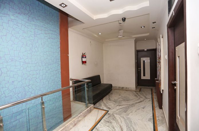 Imagen de los interiores del Hotel OYO 24646 Gaurav Palace. Foto 14