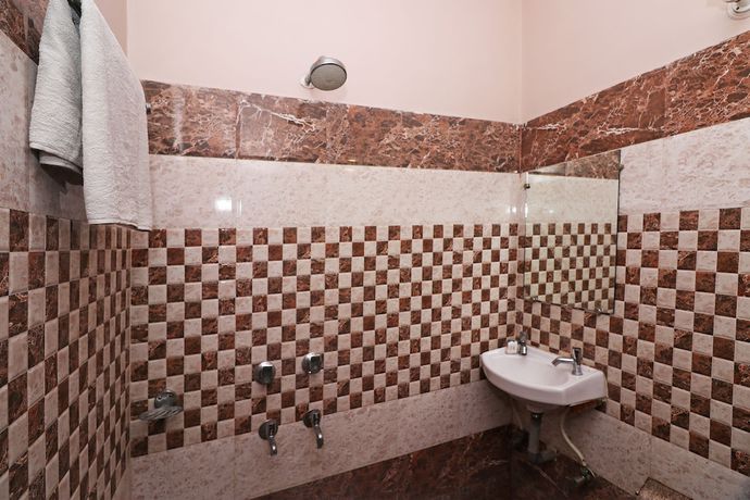 Imagen de la habitación del Hotel OYO 24662 Shanti. Foto 12