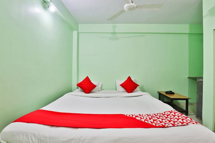 Imagen de la habitación del Hotel OYO 24833 Silver. Foto 12