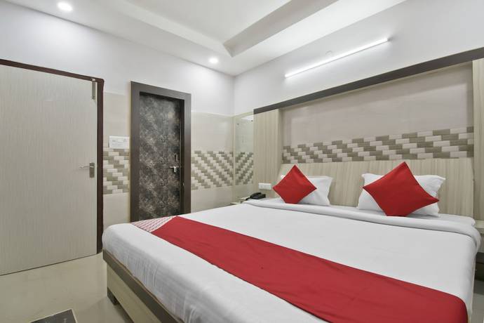 Imagen de la habitación del Hotel OYO 24887 New Suhani. Foto 11