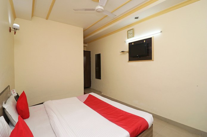 Imagen de la habitación del Hotel OYO 24951 Vaibhav Palace. Foto 5