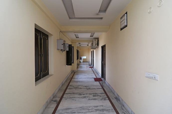 Imagen de los interiores del Hotel OYO 24951 Vaibhav Palace. Foto 19