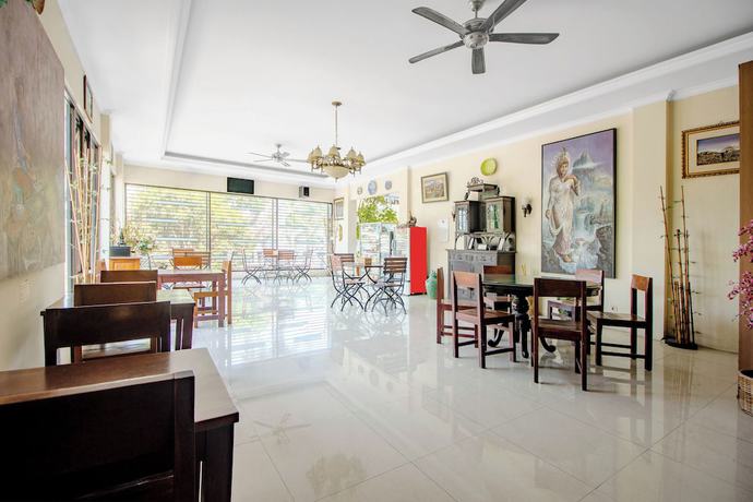 Imagen de los interiores del Hotel OYO 250 De\'gadri Ndalem. Foto 17