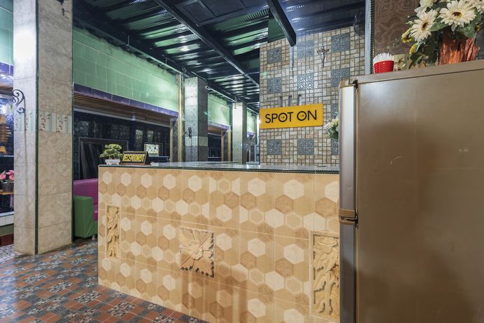 Imagen de los interiores del Hotel OYO 2518 Wilma Ii Premier. Foto 13