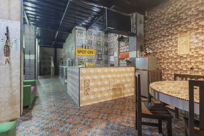 Imagen de los interiores del Hotel OYO 2518 Wilma Ii Premier. Foto 15