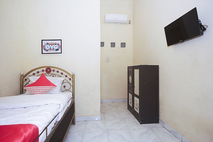 Imagen de la habitación del Hotel OYO 2555 Diva Residen Syariah. Foto 15