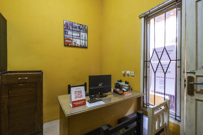 Imagen de los interiores del Hotel OYO 2562 Pondok Tajlibu Syifa Syariah. Foto 18