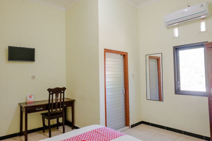 Imagen de la habitación del Hotel OYO 2570 Griya Kinanthi Family. Foto 7