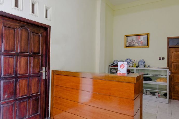 Imagen de los interiores del Hotel OYO 2570 Griya Kinanthi Family. Foto 17