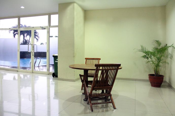 Imagen de los interiores del Hotel OYO 266 Margonda Residence 5. Foto 14