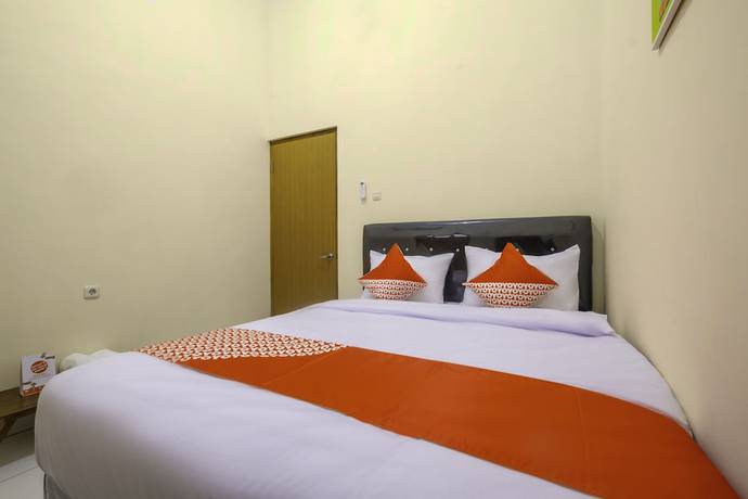 Imagen de la habitación del Hotel OYO 2674 Siliwangi Guest House Syariah. Foto 8