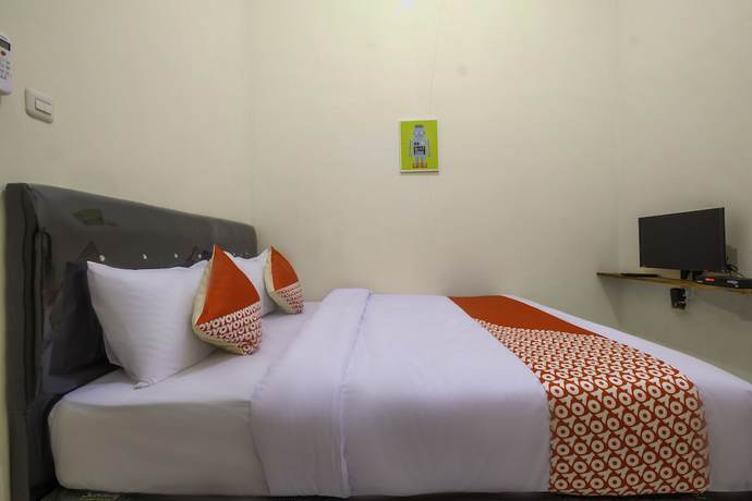 Imagen de la habitación del Hotel OYO 2674 Siliwangi Guest House Syariah. Foto 9
