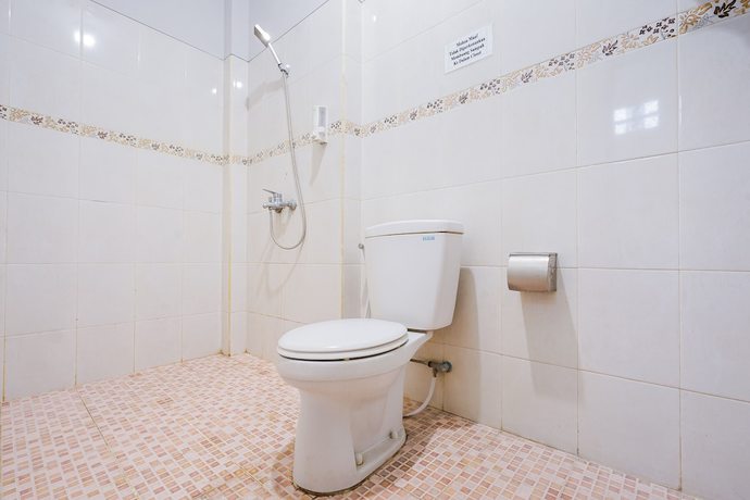 Imagen de la habitación del Hotel OYO 2675 Hotel Sebelas Syariah. Foto 9