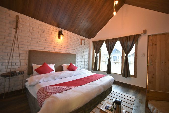 Imagen de la habitación del Hotel OYO 26982 The Stay (luxury Chalet). Foto 3