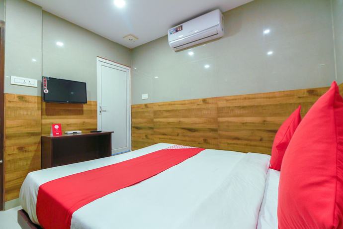 Imagen de la habitación del Hotel OYO 26990 Ivory Grande. Foto 2