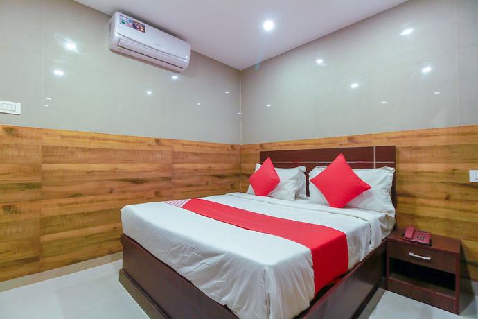 Imagen de la habitación del Hotel OYO 26990 Ivory Grande. Foto 11