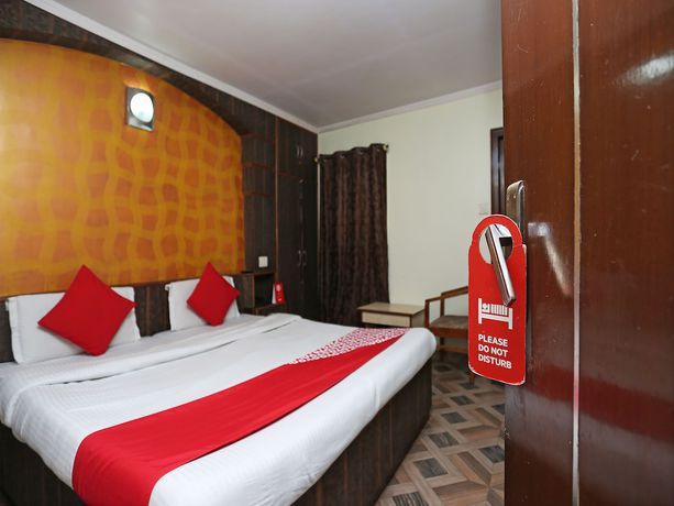 Imagen de la habitación del Hotel OYO 27002 H S R Ram Bazaar. Foto 5