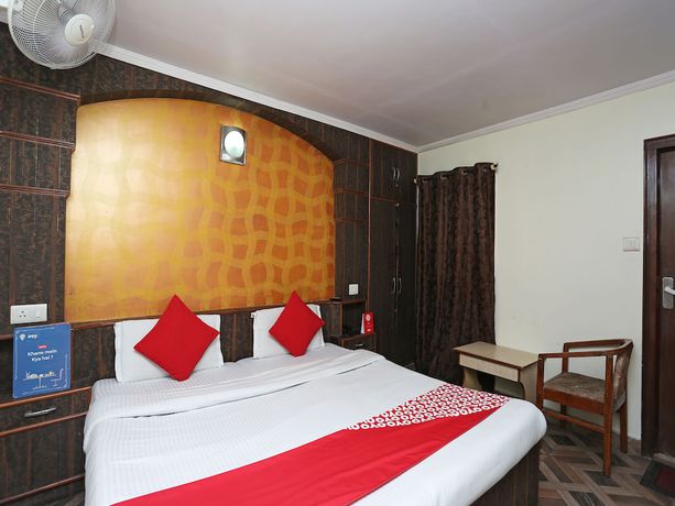Imagen de la habitación del Hotel OYO 27002 H S R Ram Bazaar. Foto 6