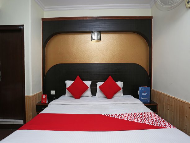 Imagen de la habitación del Hotel OYO 27002 H S R Ram Bazaar. Foto 13