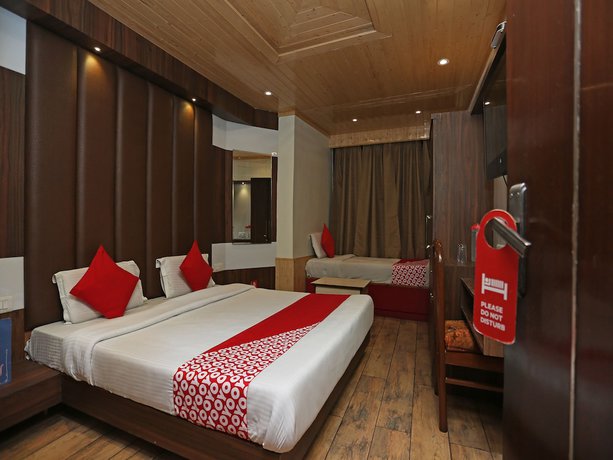 Imagen de la habitación del Hotel OYO 27002 H S R Ram Bazaar. Foto 14