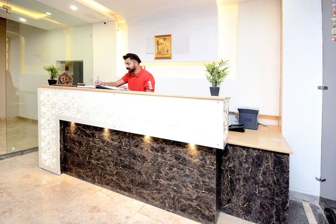 Imagen de los interiores del Hotel OYO 27061 Magnum. Foto 17