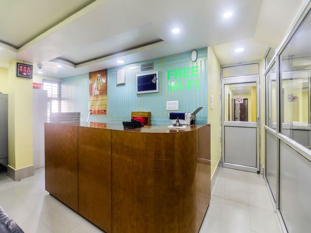 Imagen de los interiores del Hotel OYO 27073 Grand Silicon. Foto 18