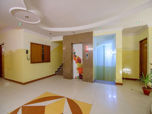 Imagen de los interiores del Hotel OYO 2729 HV International. Foto 18