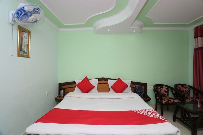 Imagen de la habitación del Hotel OYO 27612 Maitri Holiday Home. Foto 5