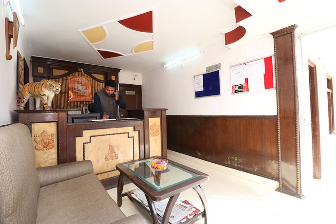 Imagen de los interiores del Hotel OYO 27612 Maitri Holiday Home. Foto 17