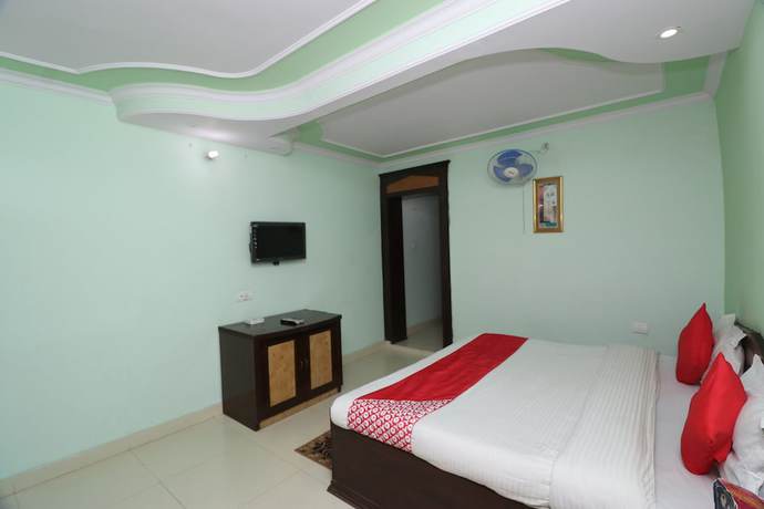 Imagen de la habitación del Hotel OYO 27612 Maitri Holiday Home. Foto 9