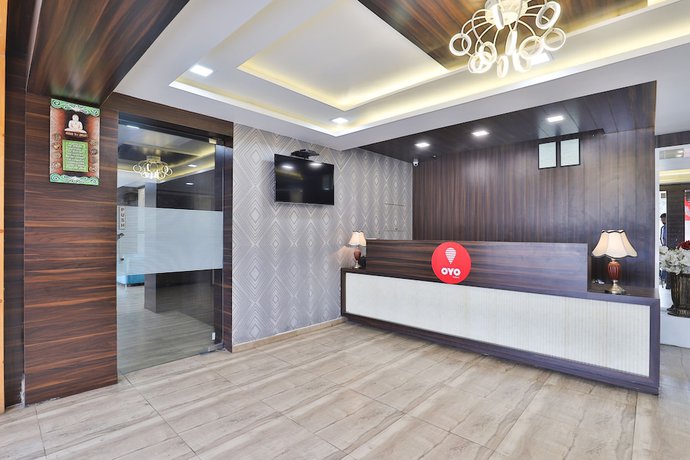 Imagen de los interiores del Hotel OYO 27633 Dan. Foto 16