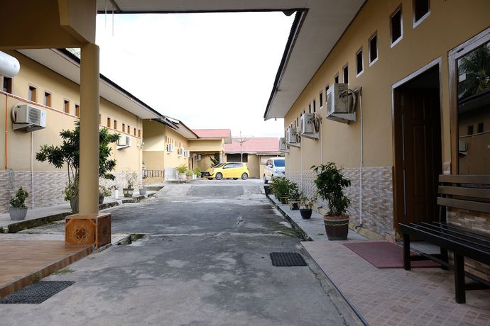 Imagen de los interiores del Hotel OYO 2766 Kezia Kost. Foto 13