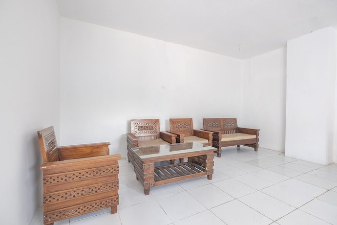 Imagen de los interiores del Hotel OYO 2775 RF Homestay. Foto 19