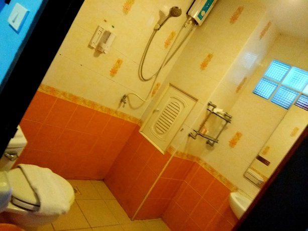 Imagen de la habitación del Hotel OYO 278 Fortune Pattaya Resort. Foto 14