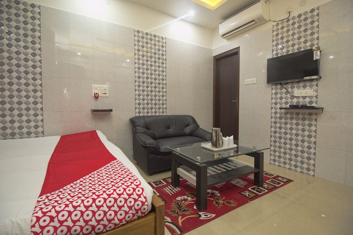 Imagen de la habitación del Hotel OYO 27907 Greater Kailash The Palace. Foto 7