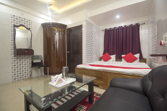 Imagen de la habitación del Hotel OYO 27907 Greater Kailash The Palace. Foto 15