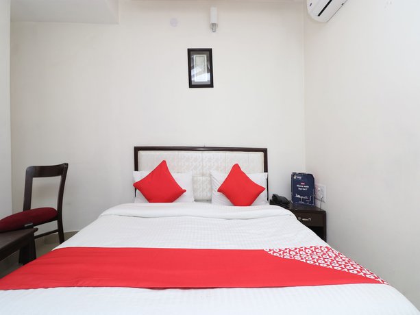 Imagen de la habitación del Hotel OYO 27921 Shalimar. Foto 8