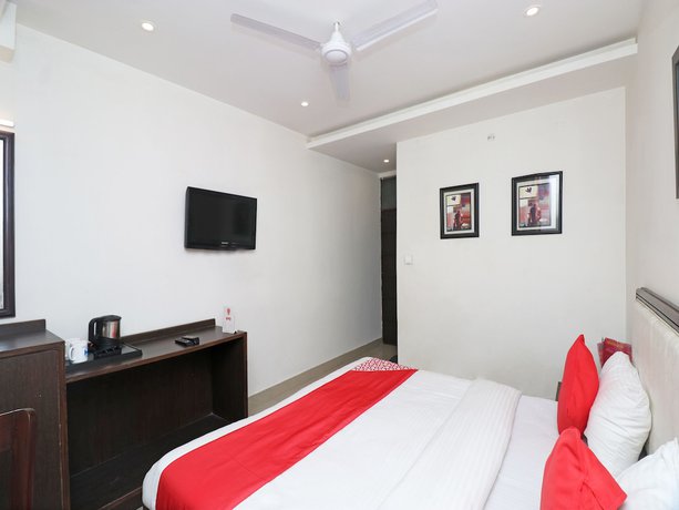 Imagen de la habitación del Hotel OYO 27921 Shalimar. Foto 12