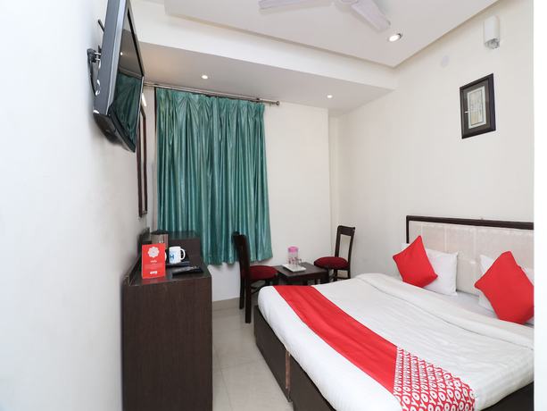 Imagen de la habitación del Hotel OYO 27921 Shalimar. Foto 13