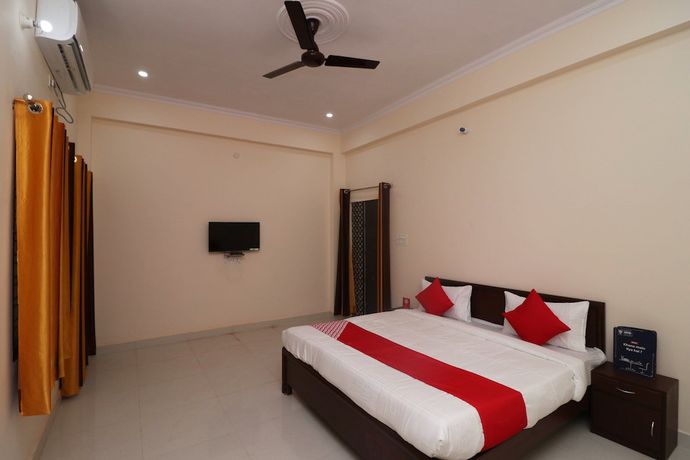 Imagen de la habitación del Hotel OYO 27941 Sangam Darshan. Foto 3