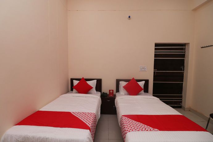 Imagen de la habitación del Hotel OYO 27941 Sangam Darshan. Foto 7