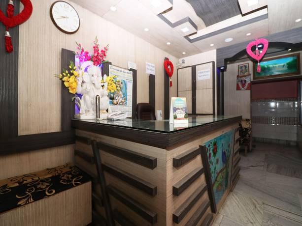 Imagen de los interiores del Hotel OYO 27996 Green Park. Foto 19