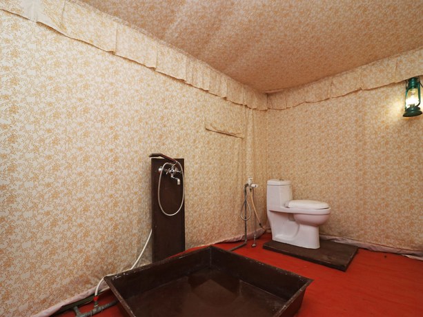 Imagen de la habitación del Hotel OYO 28028 Rishikul Sangam City. Foto 10
